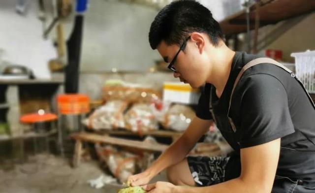 男生高考662分，爸爸从小陪着他打游戏的秘密