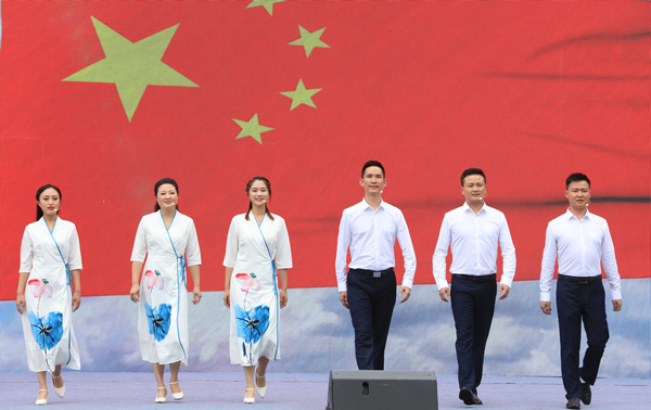 中国共产党党员队伍稳步壮大,从基层到全国的坚实力量 中国共产党党员队伍稳步壮大,从基层到全国的坚实力量