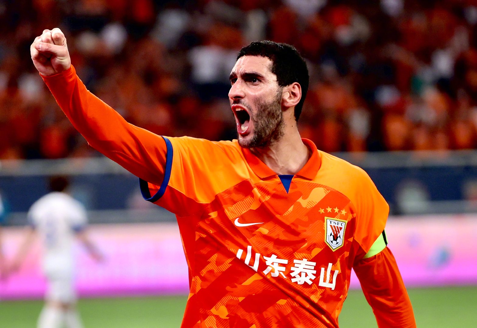 中超战报,国安2-0力克十人山东泰山,展现坚韧与实力 中超战报,国安2-0力克十人山东泰山,展现坚韧与实力