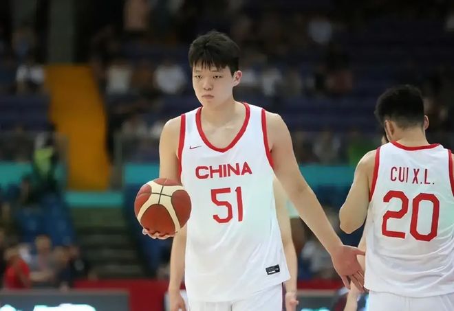 杨毅视角，男篮与国足选人逻辑的惊人相似性